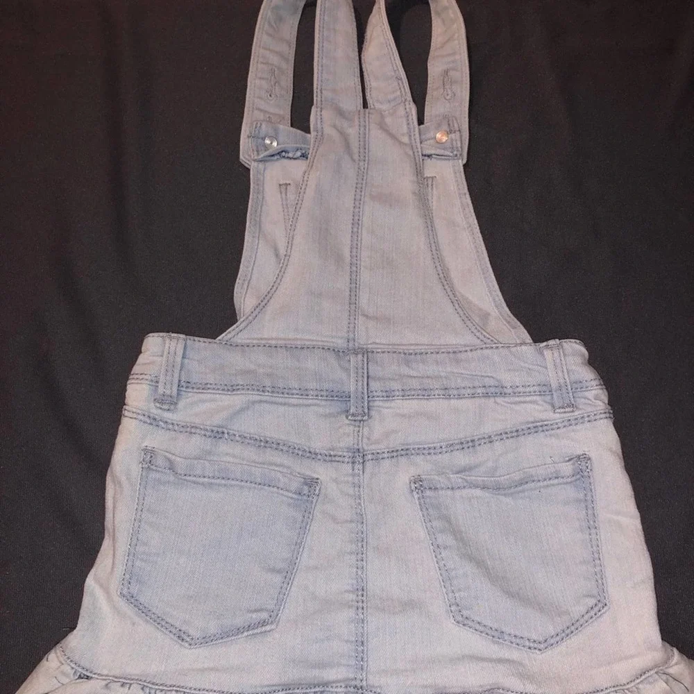 Squeeze Kids Girls Ruffle Hem Overall Jean Skirt Light Wash Size 5